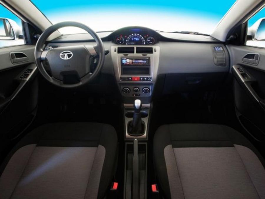 Торпедо Tata Indica Vista 2008 года  (EU) (фото 2 из 7)